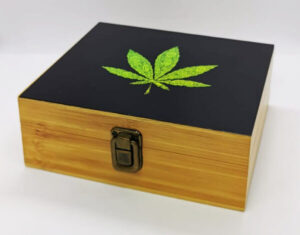 Leaf Snuff Wooden Box